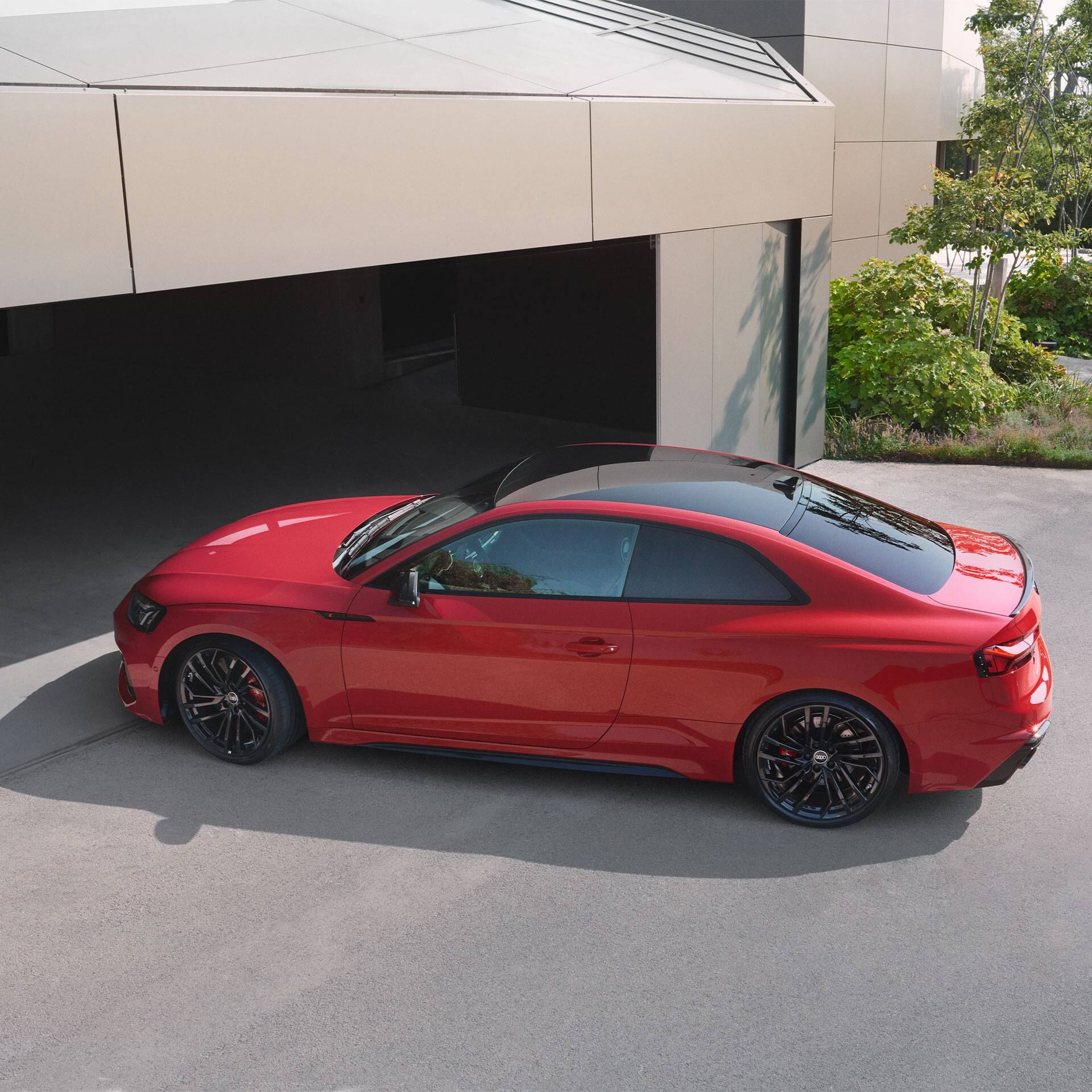 Seiten Topansicht des Audi RS5 Coupé