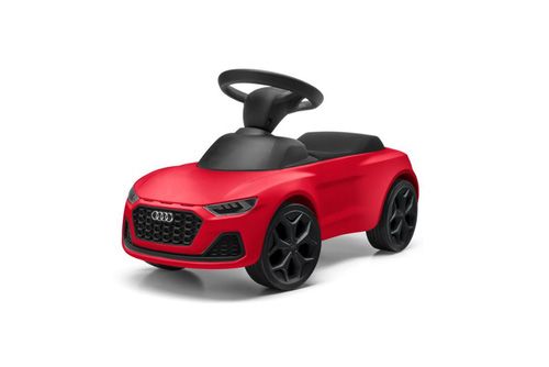 Roter Audi Rutschauto
