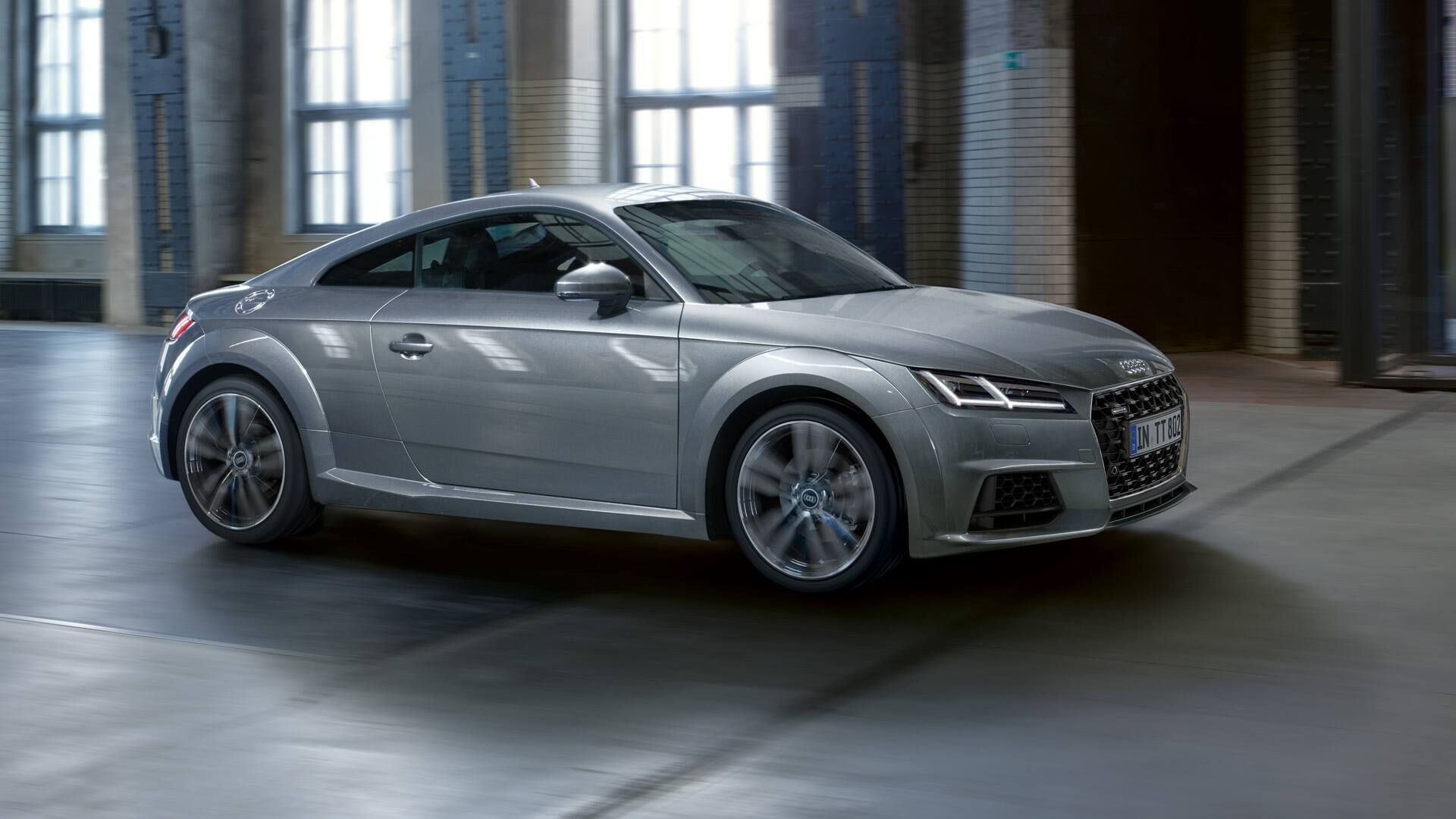 Audi TT Coupe frontale Seitenansicht