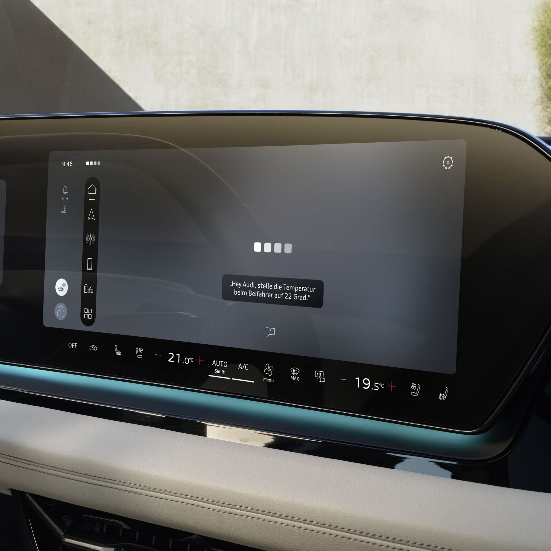Nahaufnahme des MMI touch-Displays, auf welchem die Oberfläche des Audi assistant gezeigt wird.