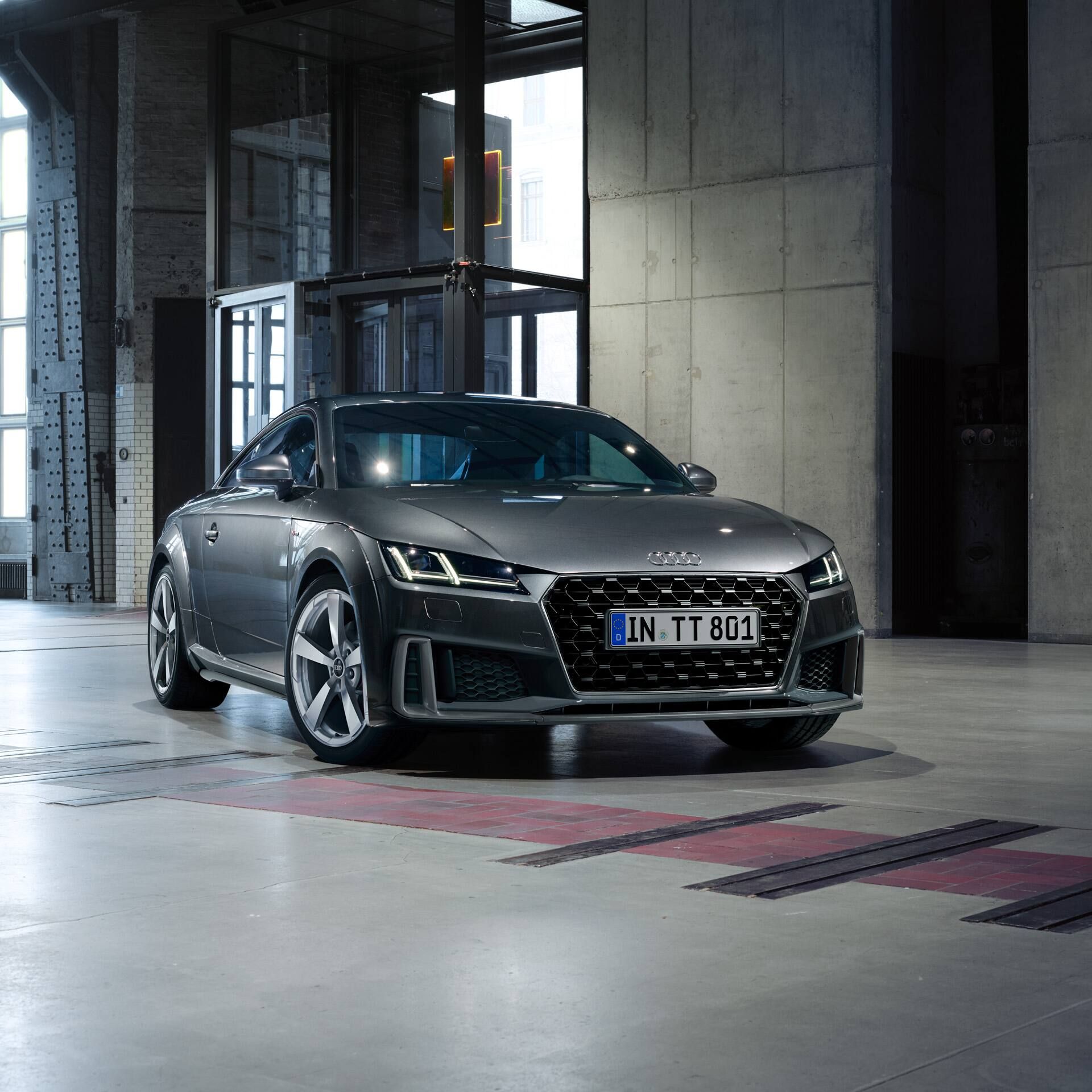 Frontale Seitenansicht des Audi TT Coupé