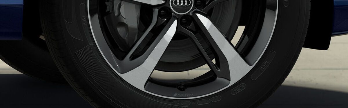 Audi Modelle vor weißem Hintergrund