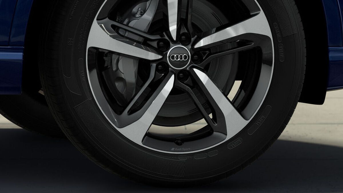 Audi Modelle vor weißem Hintergrund