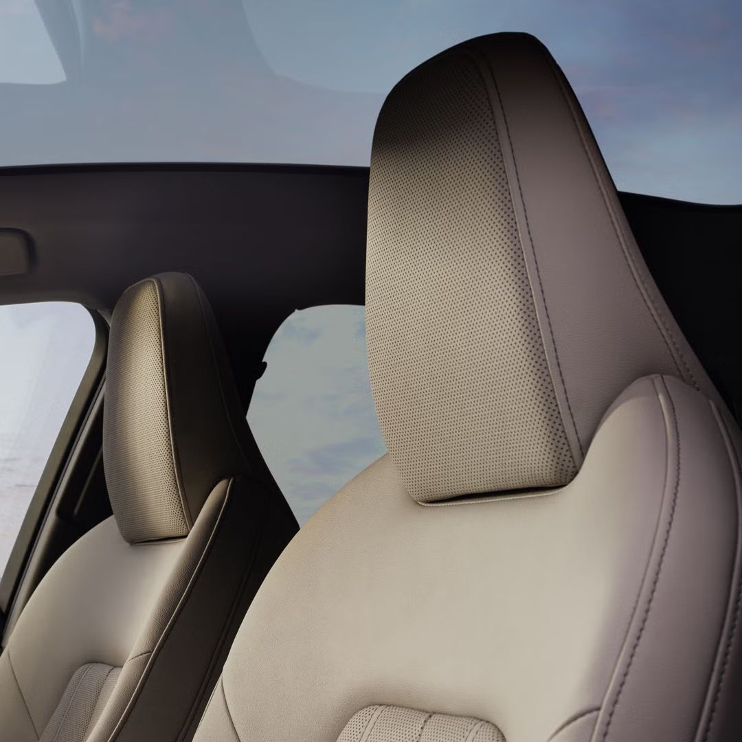 Nahaufnahme der Kopfstützen in der A5 Limousine.