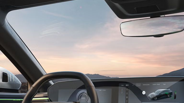 Nahaufnahme des MMI-Displays im A6 Avant e-hybrid. Auf diesem wird der aktuelle Ladezustand sowie ein Slider zur Regelung der Reserve angezeigt.