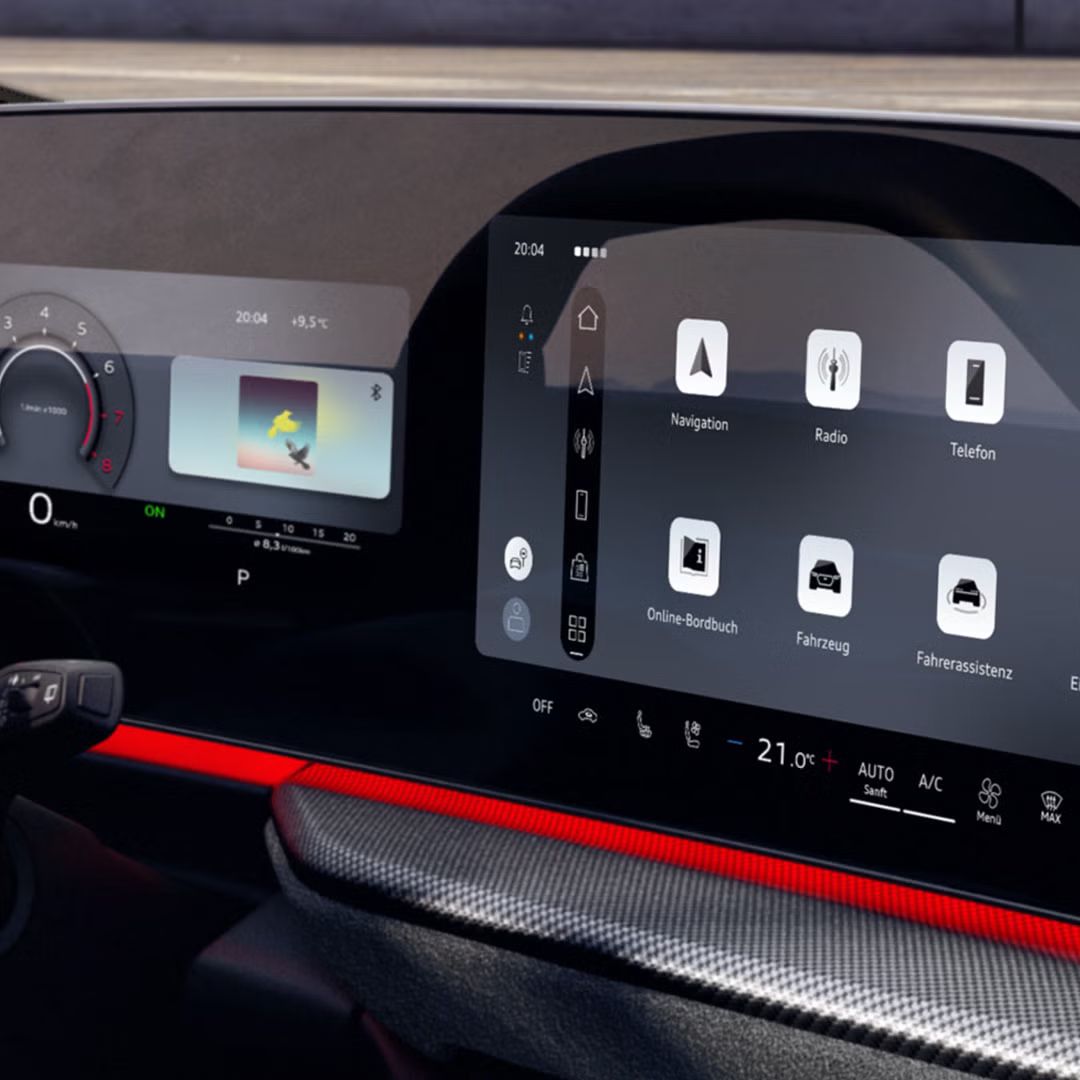 Nahaufnahme des MMI touch-Displays im Cockpit des SQ5 Sportback.