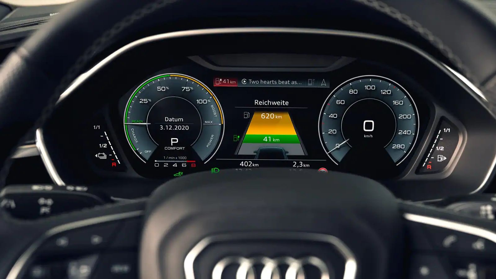  Audi Q3 TFSI e MMI