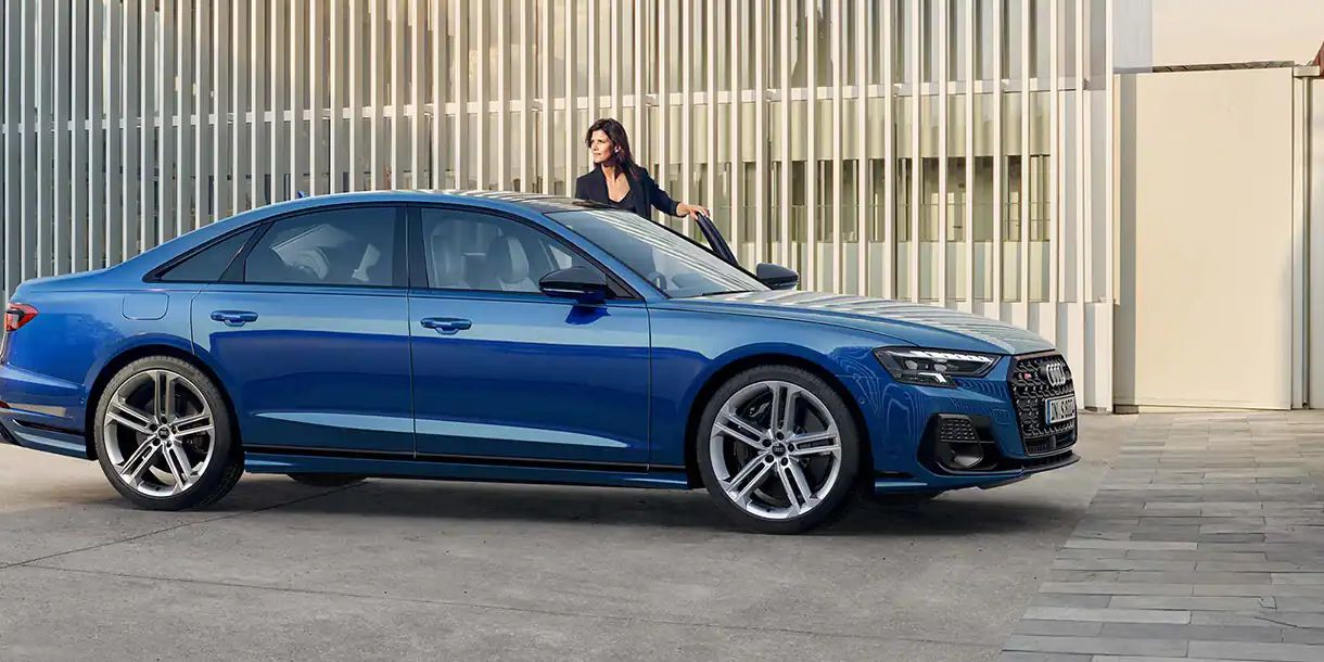 Audi S8